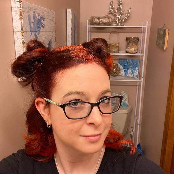 Meet your Posher, Mary - Picture 1 of 1